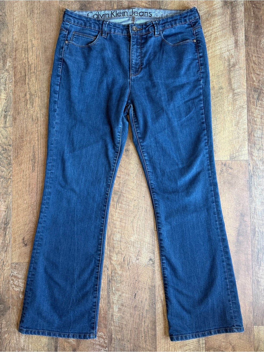 Calvin Klein Shape Women’s Jean Dark Wash Bootcut Demin 33/16